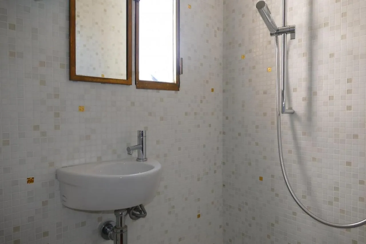 Appartement 84M² - Quartier St Germain Des Pres Paris Apartment